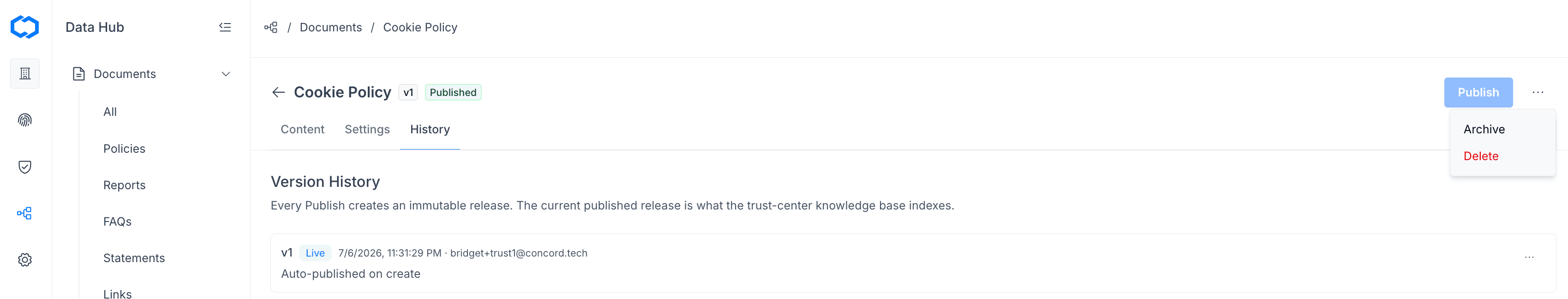Document detail view: Actions menu